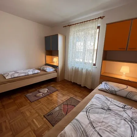 Bruna 1 公寓 波雷奇