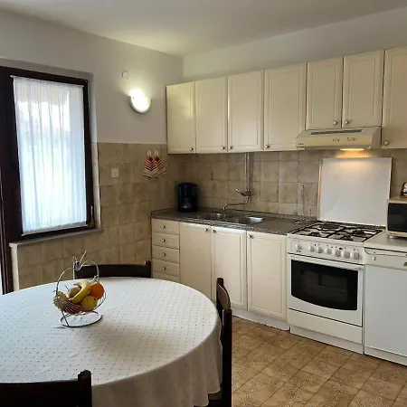 Apartamento Bruna 1 *